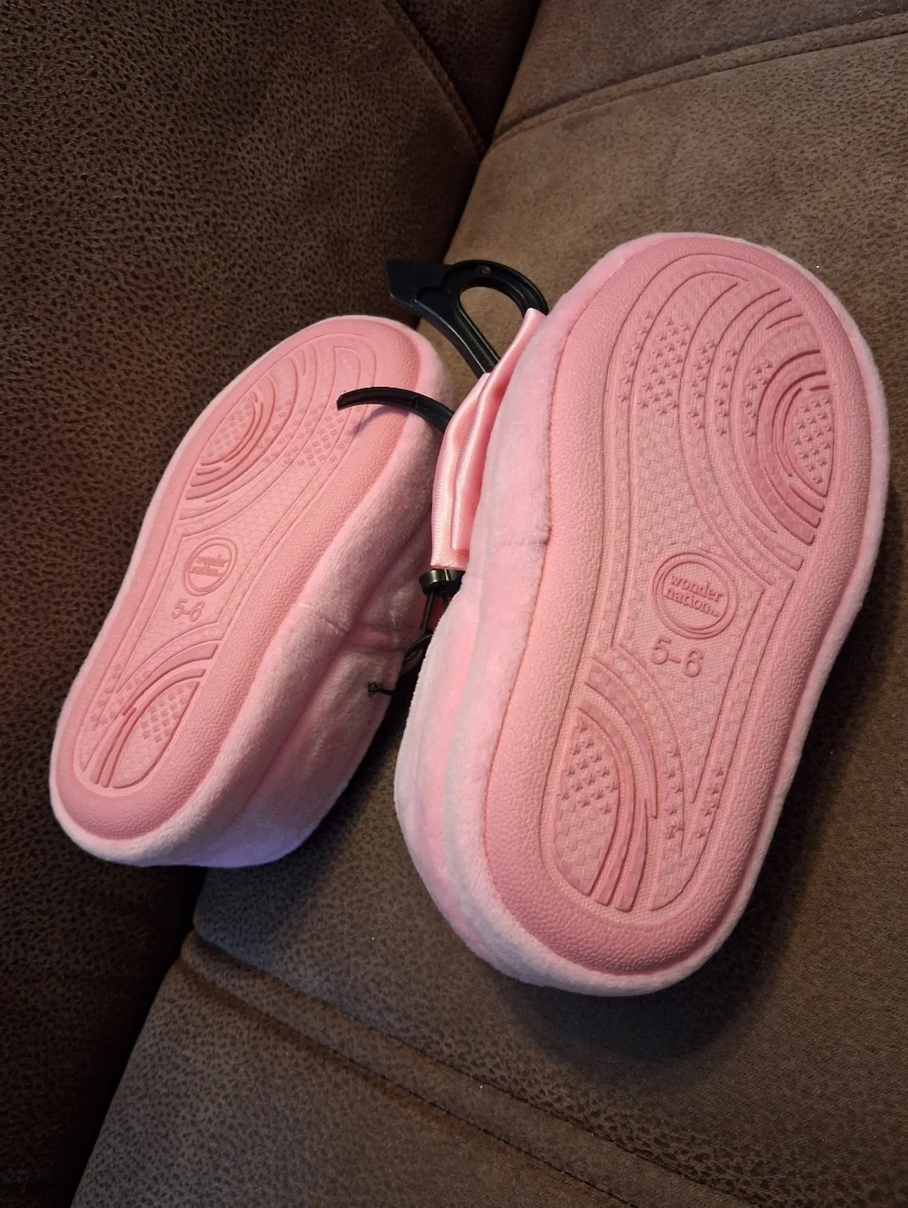 Wonder Nation Kids Pink Bow Slippers Size 5-6 Infants